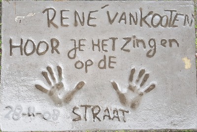 Tegel René van Kooten december 2021.jpg