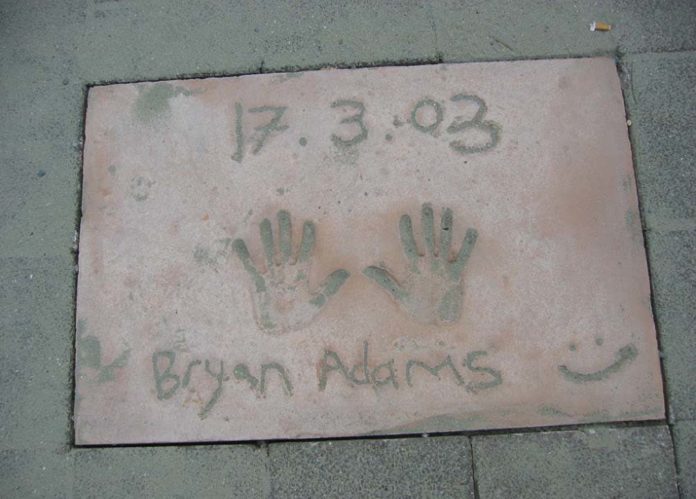 Bryan Adams Tegel
